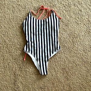 NWT Southern tide bathing suit size small